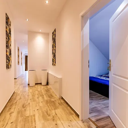 Fiona4 Centrum700m Parking Bezplatny Monitorowany Salon Z Sypialnia Tv Lazienka Kuchnia Rekuperacja Lejlighed