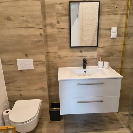 Apartament Fiona4 Centrum700m Parking Bezpłatny Monitorowany Salon Z Sypialnią Tv łazienka Kuchnia Rekuperacja *
