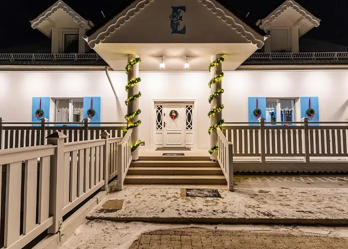 Apartment Fiona4 Centrum700m Parking Bezplatny Monitorowany Salon Z Sypialnia Tv Lazienka Kuchnia Rekuperacja *