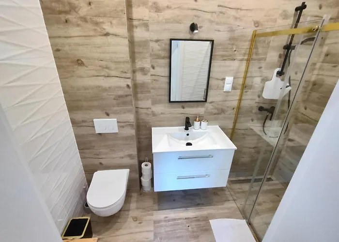 Fiona4 Centrum700m Parking Bezplatny Monitorowany Salon Z Sypialnia Tv Lazienka Kuchnia Rekuperacja Apartment *