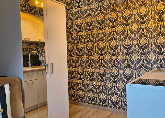 Apartament Fiona4 Centrum700m Parking Bezpłatny Monitorowany Salon Z Sypialnią Tv łazienka Kuchnia Rekuperacja Karpacz