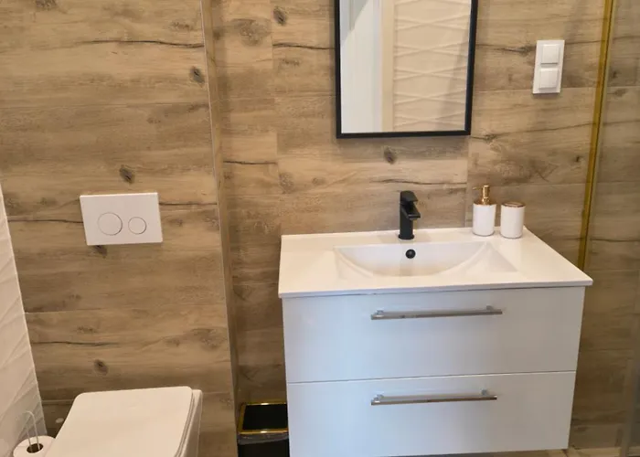 Apartament Fiona4 Centrum700m Parking Bezpłatny Monitorowany Salon Z Sypialnią Tv łazienka Kuchnia Rekuperacja *